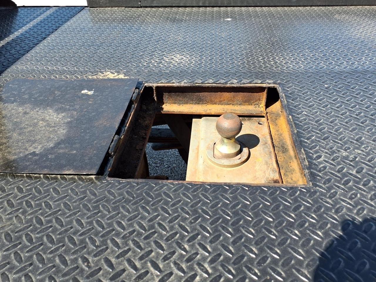 RAM 3500 4WD Crew Cab 169" ST 2011