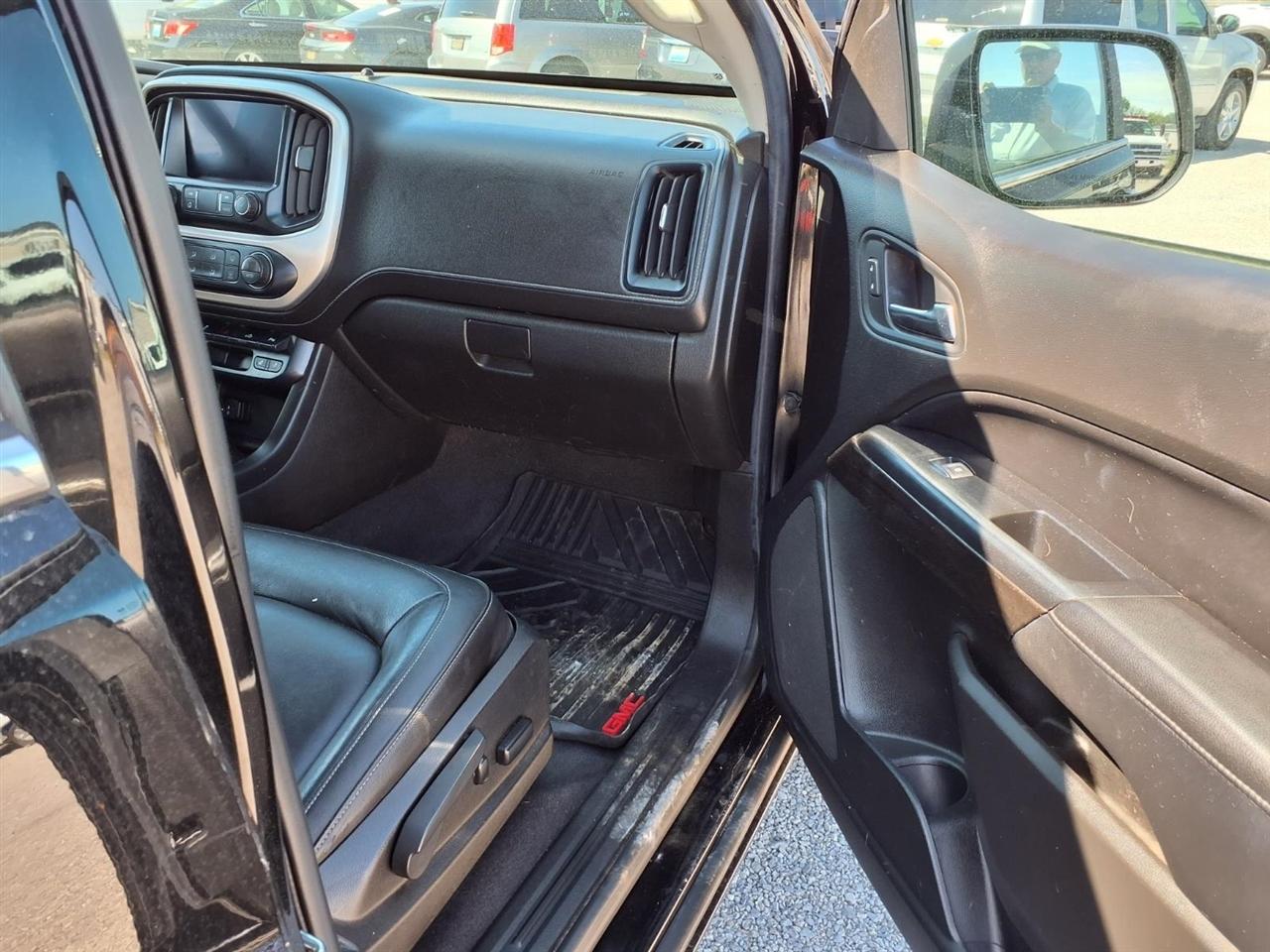 GMC Canyon 4WD Crew Cab 140.5" SLT 2019