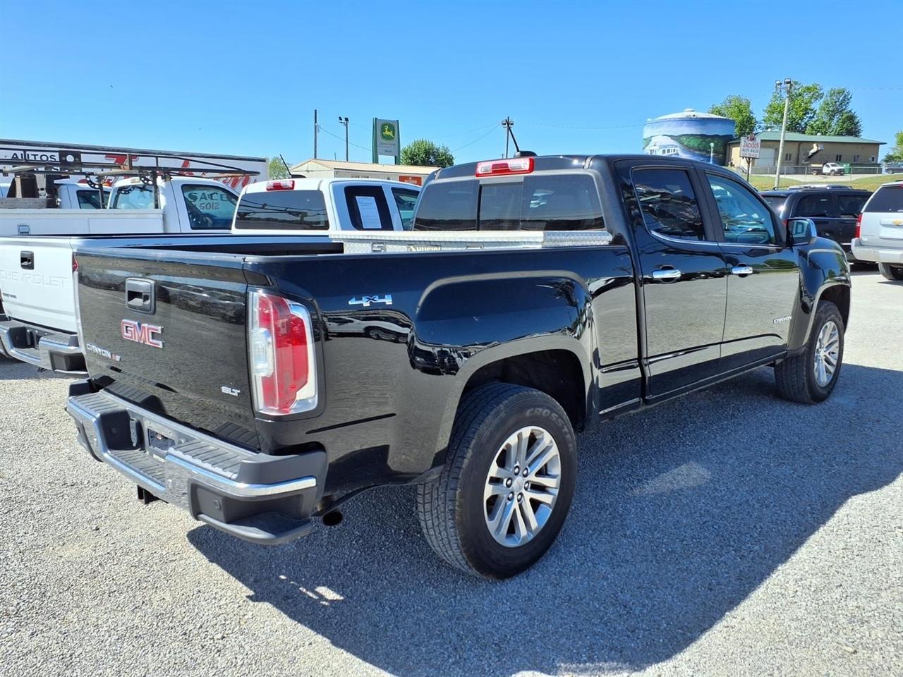 GMC Canyon 4WD Crew Cab 140.5" SLT 2019