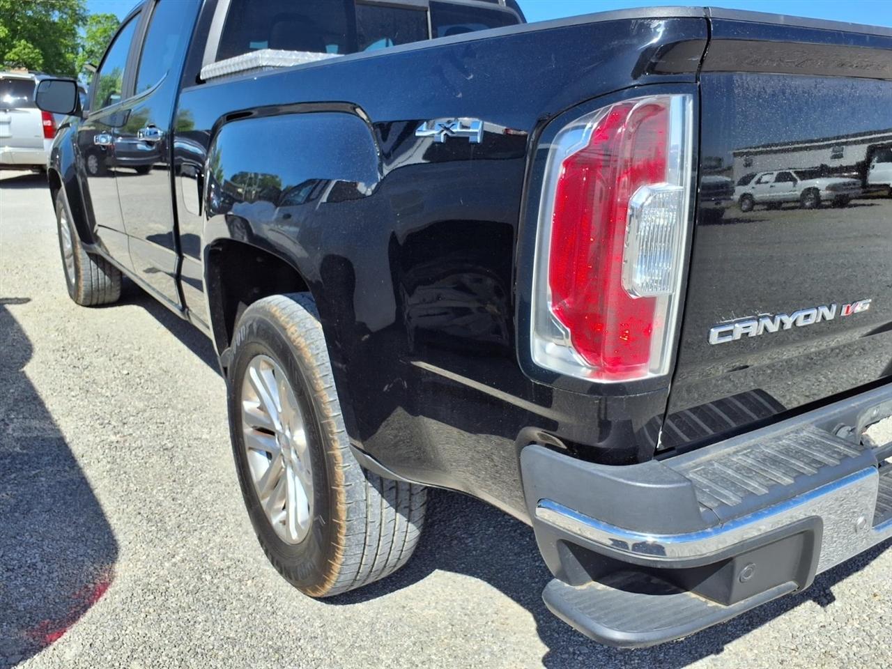 GMC Canyon 4WD Crew Cab 140.5" SLT 2019