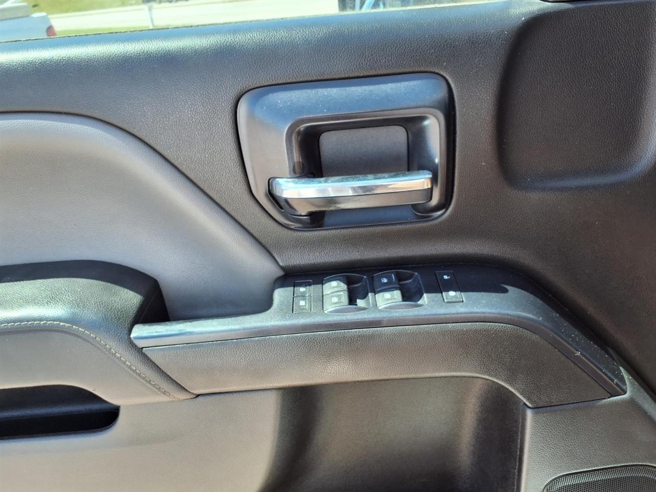 GMC Sierra 2500HD 4WD Double Cab 158.1" 2015