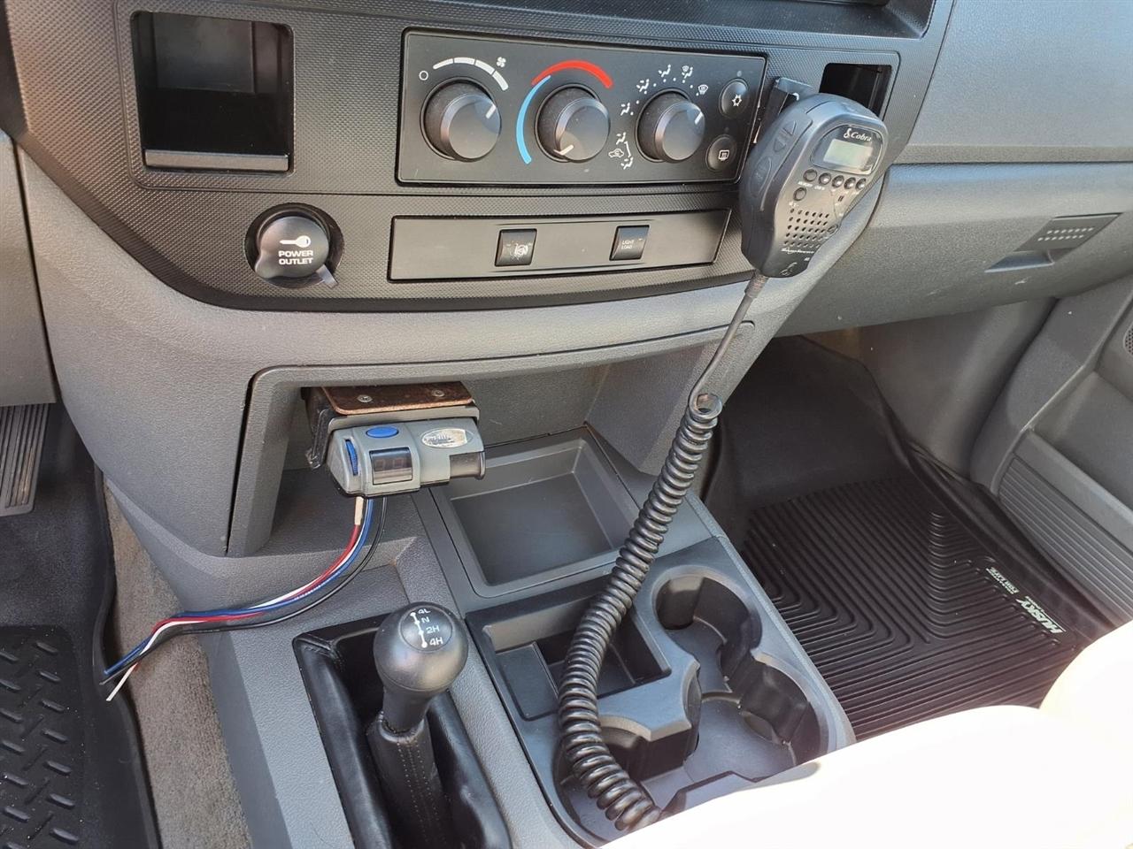 Dodge Ram 2500 4WD Quad Cab 160.5" ST 2008