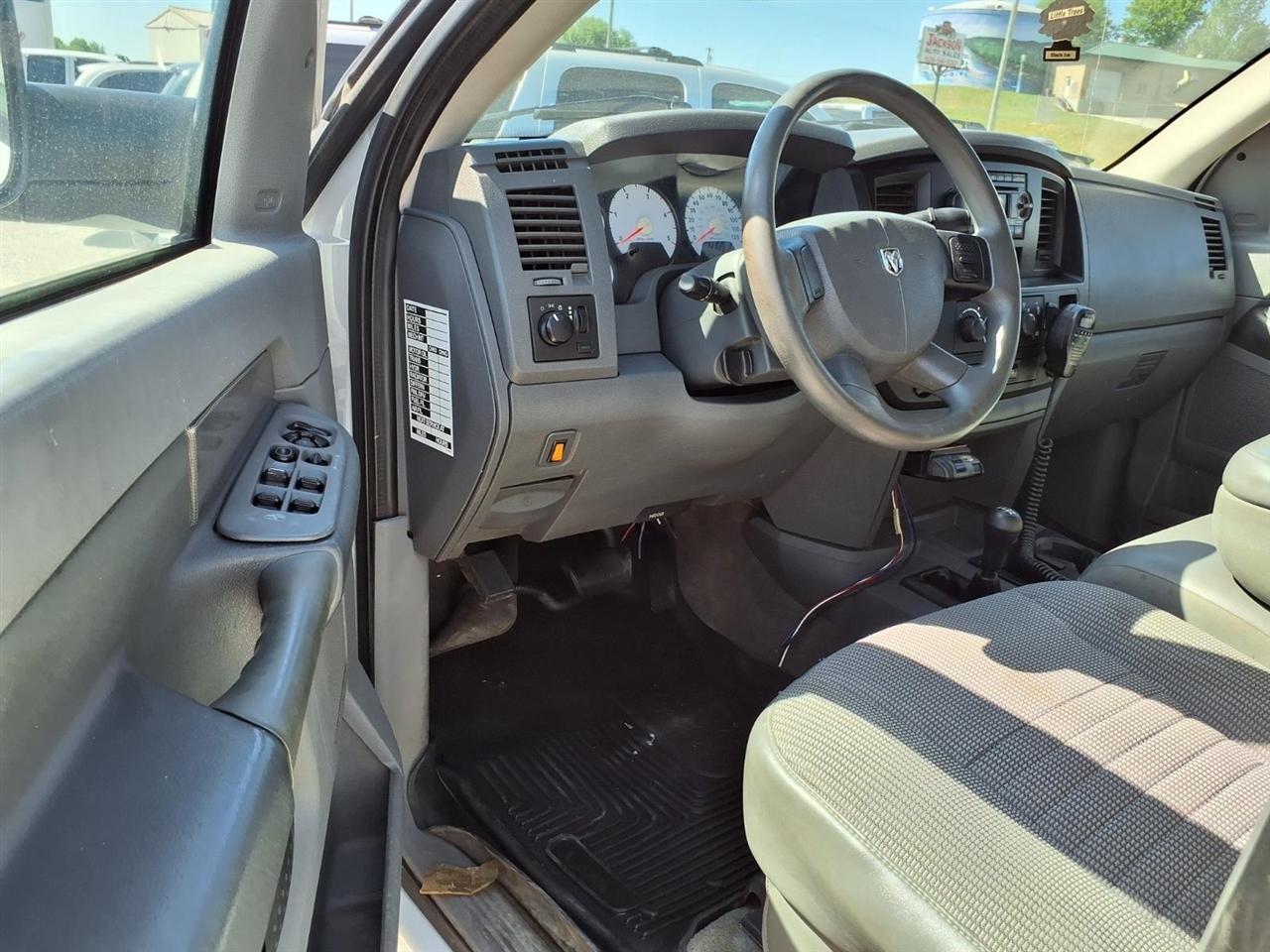 Dodge Ram 2500 4WD Quad Cab 160.5" ST 2008