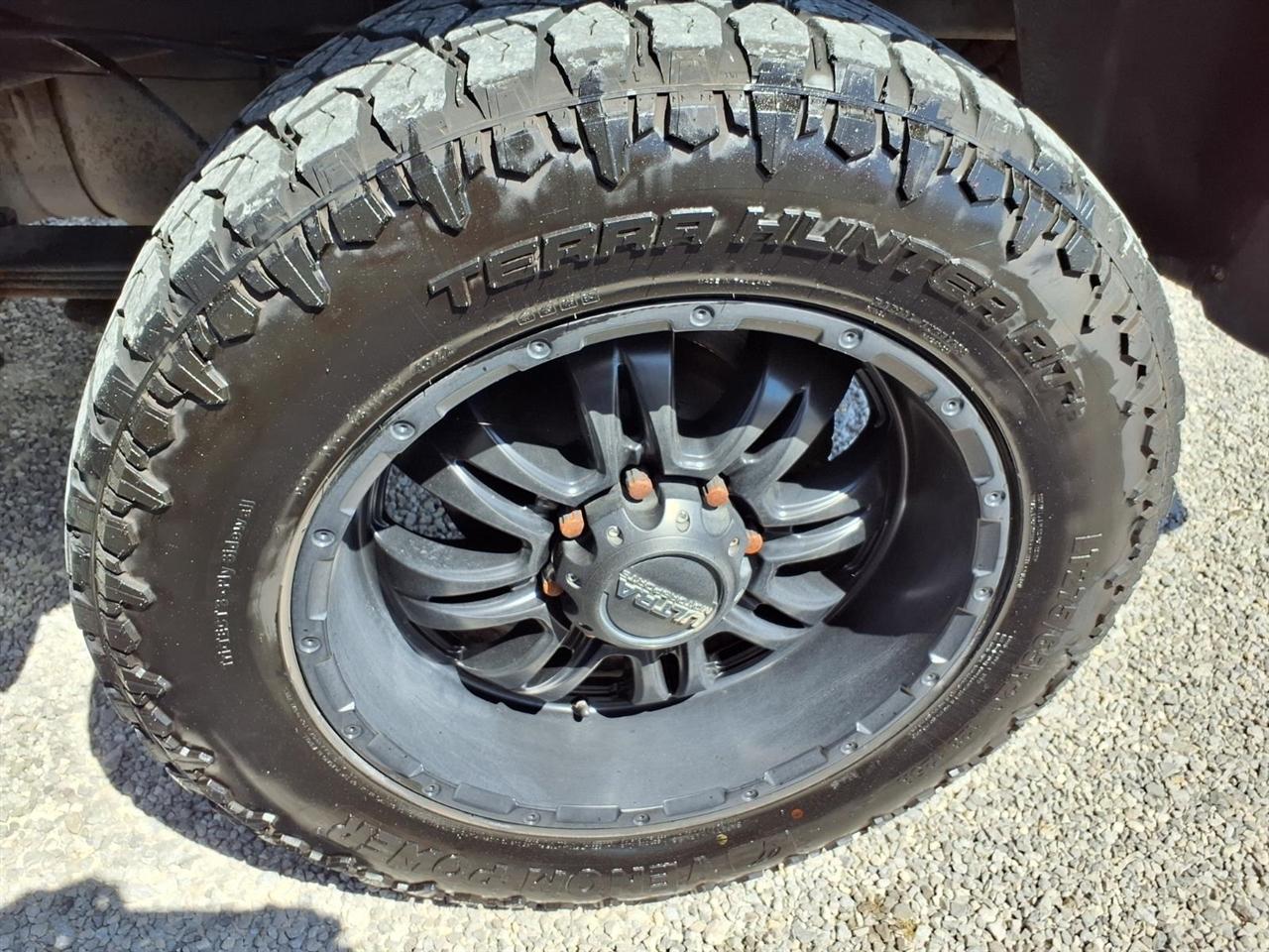 Dodge Ram 2500 4dr Mega Cab 160.5" WB 4WD Laramie 2006