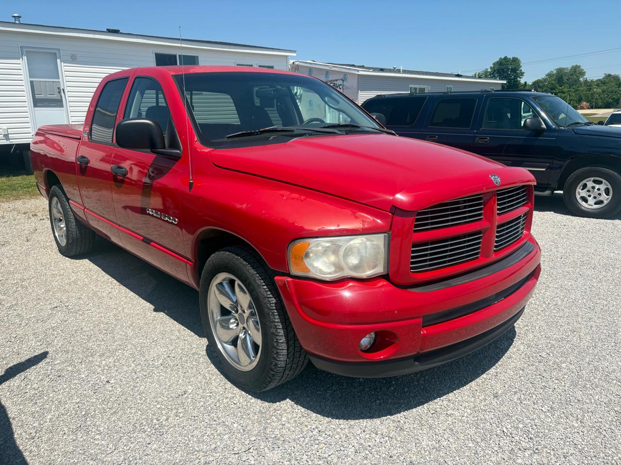 Dodge Ram 1500 4dr Quad Cab 140" WB 2002