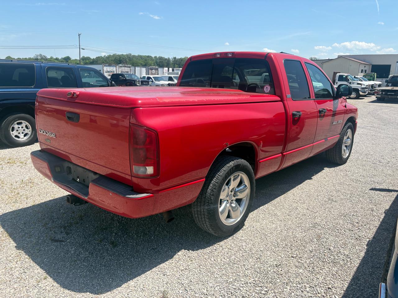 Dodge Ram 1500 4dr Quad Cab 140" WB 2002