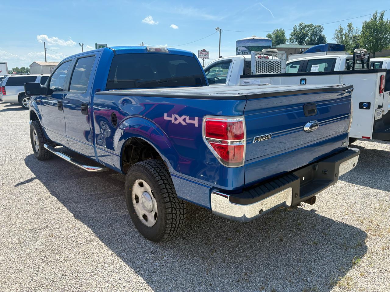Ford F-150 4WD SuperCab 133" XLT 2010
