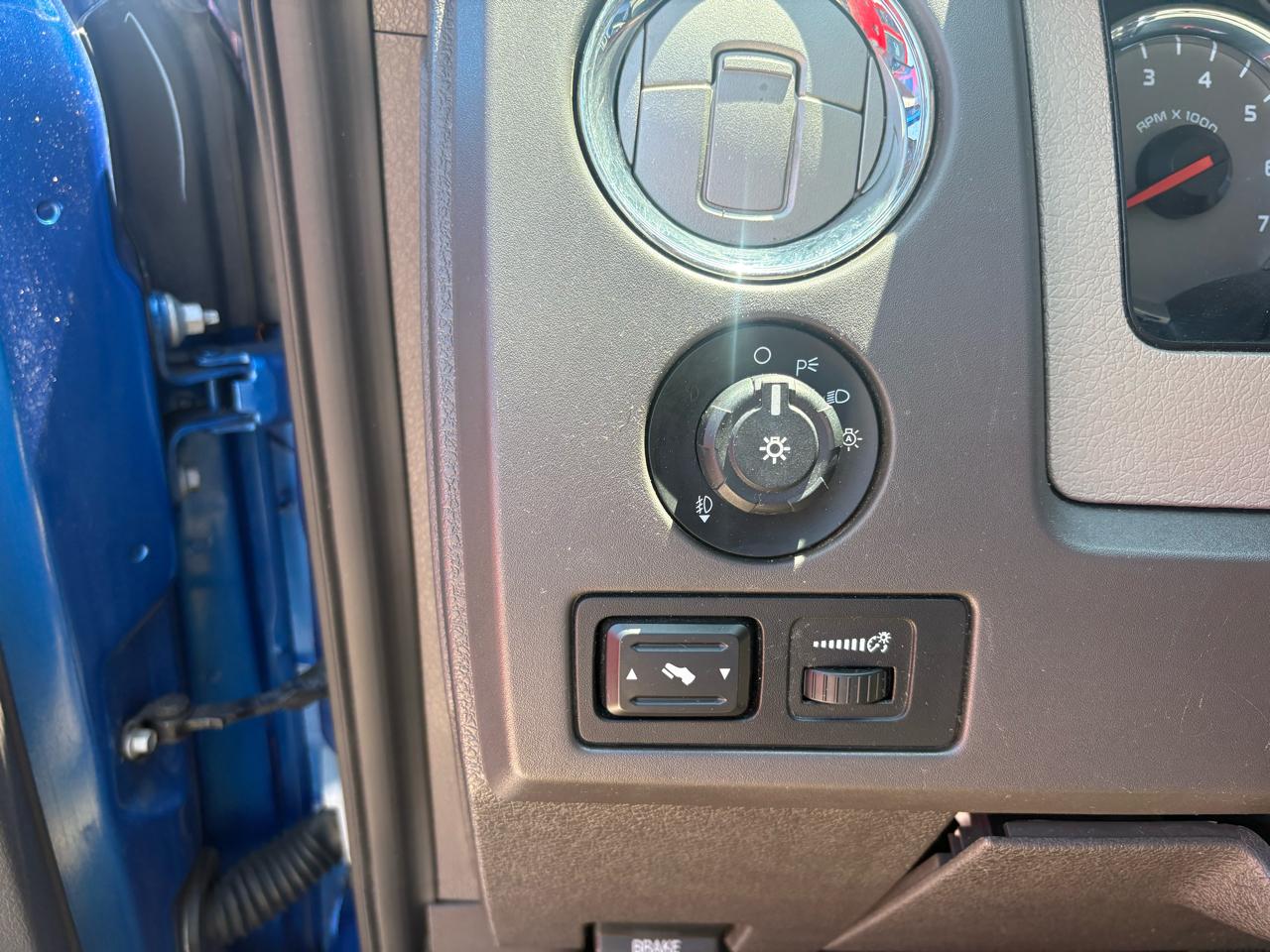 Ford F-150 4WD SuperCab 133" XLT 2010