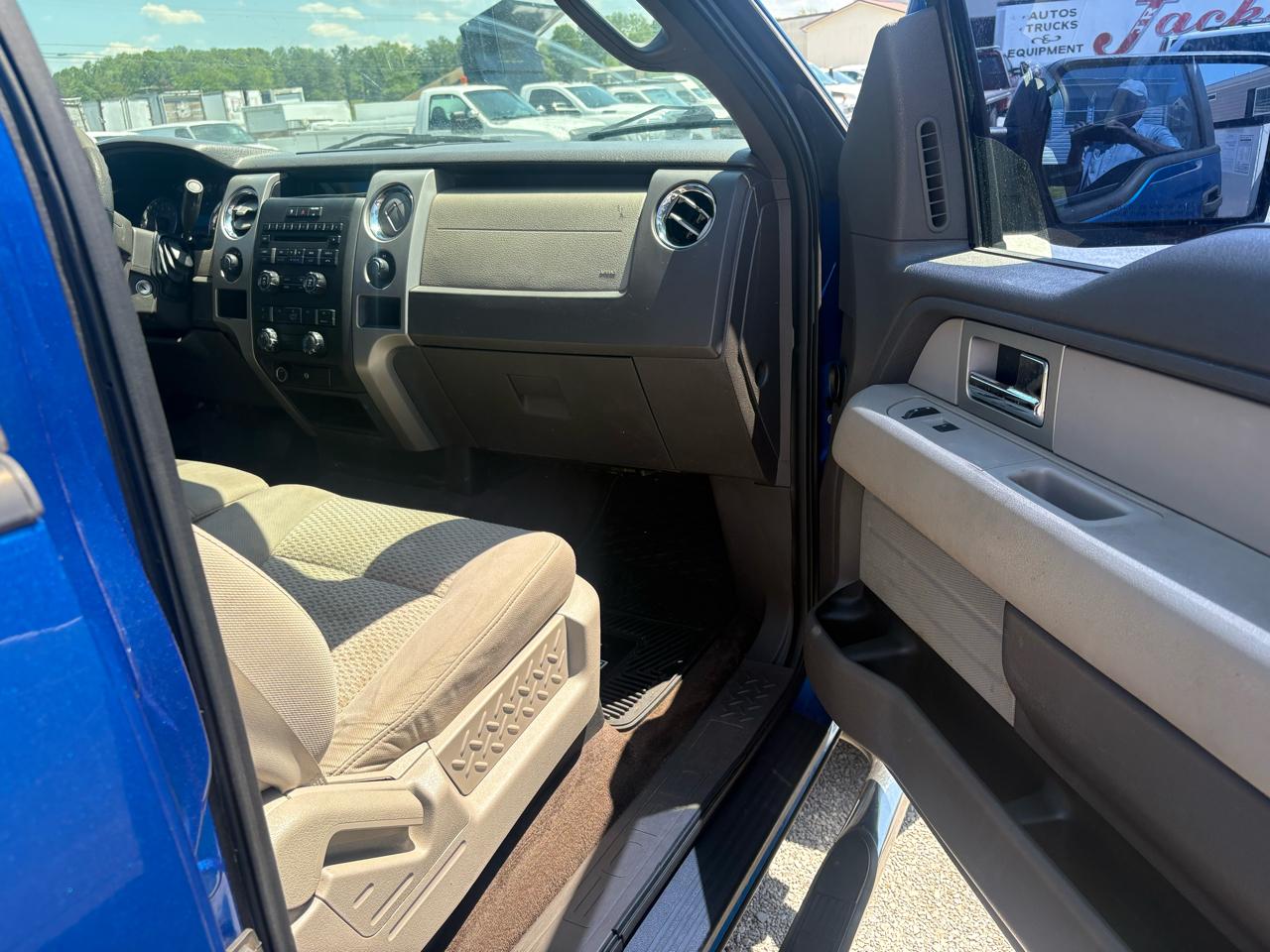 Ford F-150 4WD SuperCab 133" XLT 2010