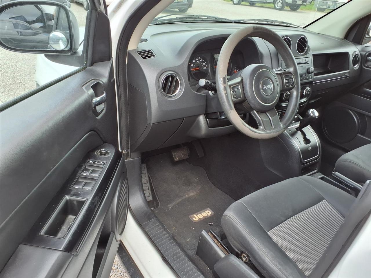 Jeep Compass 4WD 4dr Sport 2012