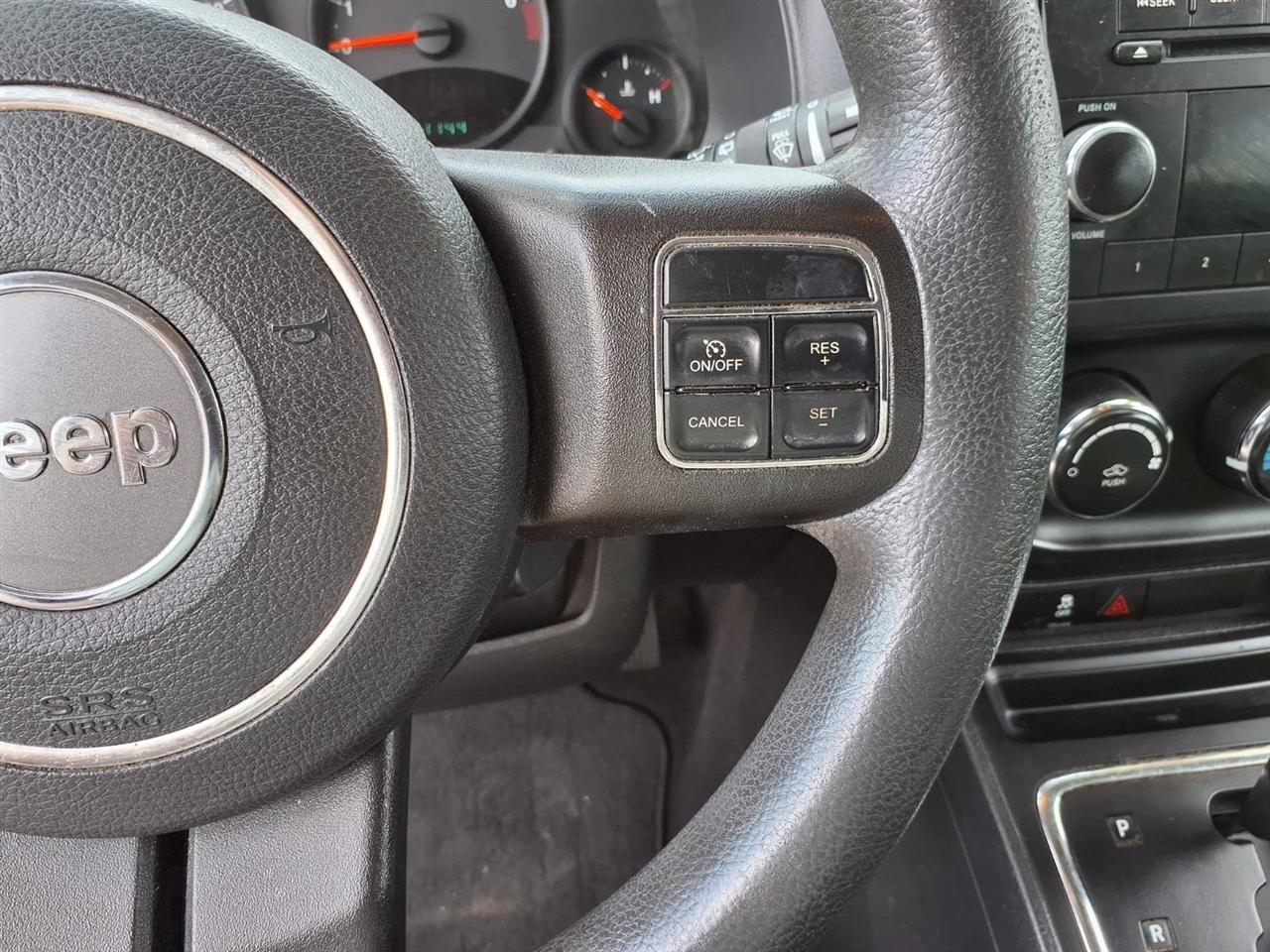 Jeep Compass 4WD 4dr Sport 2012
