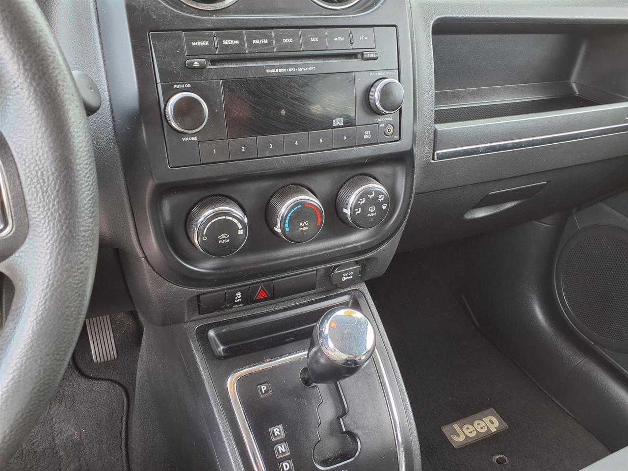 Jeep Compass 4WD 4dr Sport 2012