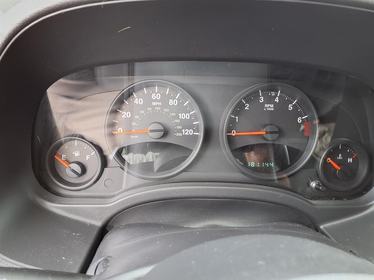 Jeep Compass 4WD 4dr Sport 2012