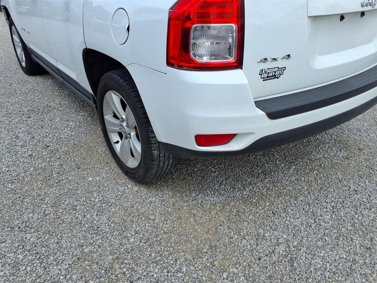Jeep Compass 4WD 4dr Sport 2012