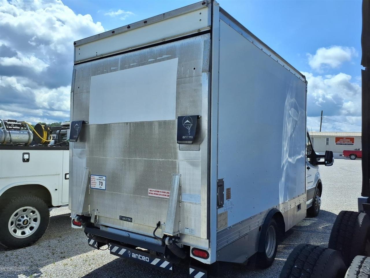 Ford Transit Chassis T-350 RWD DRW 138" WB 9950 GVWR 2020
