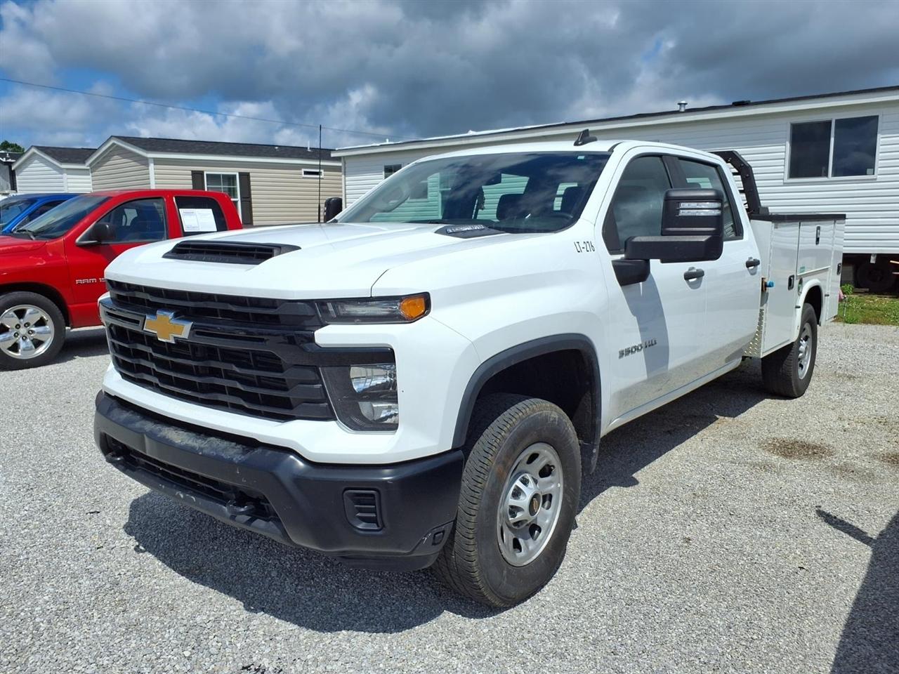 2024 Chevrolet Silverado 3500HD 4WD Crew Cab 172" Work Truck