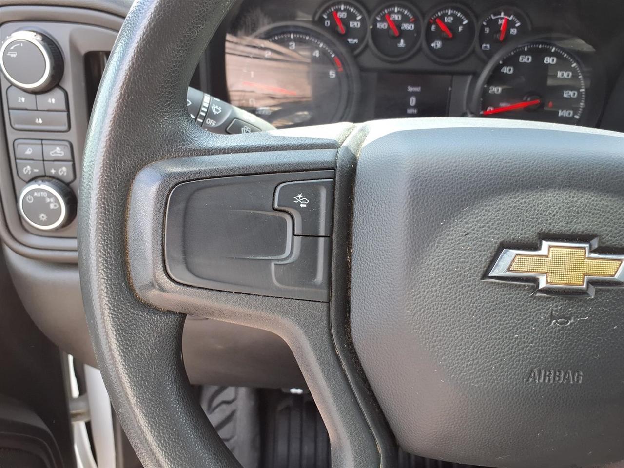 Chevrolet Silverado 3500HD 4WD Crew Cab 172" Work Truck 2024