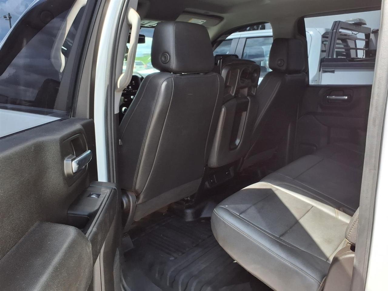 Chevrolet Silverado 3500HD 4WD Crew Cab 172" Work Truck 2024