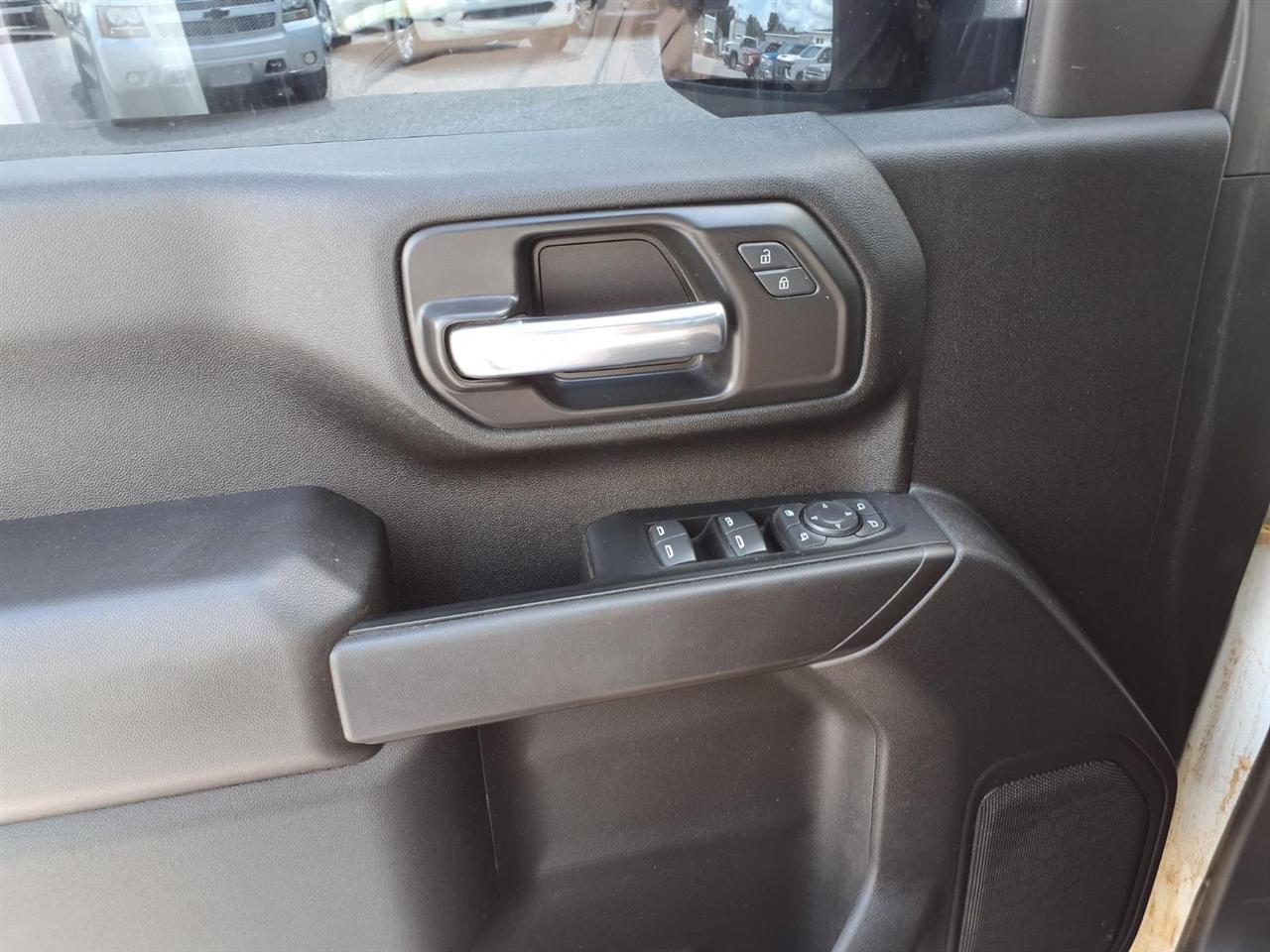 Chevrolet Silverado 3500HD 4WD Crew Cab 172" Work Truck 2024