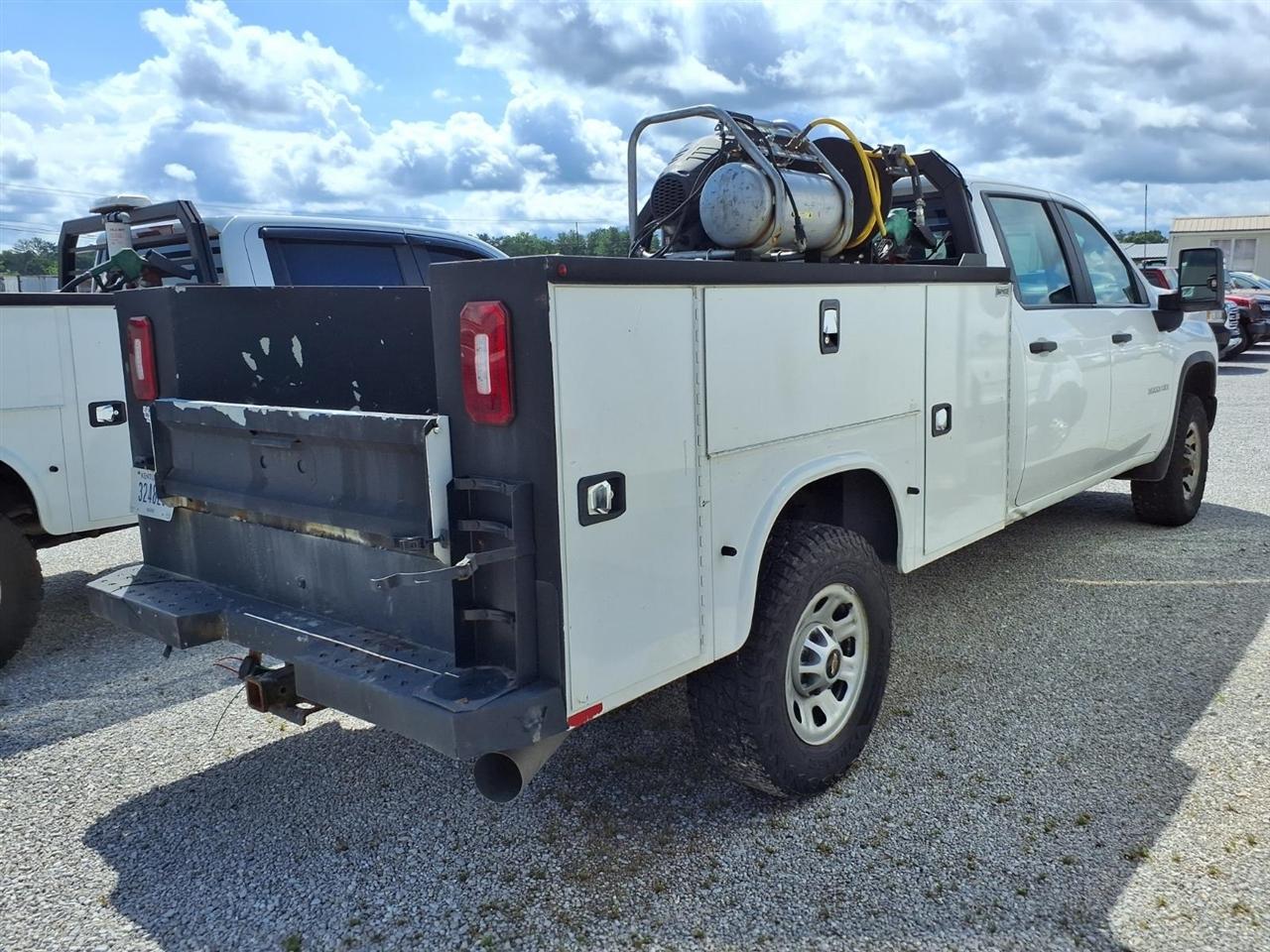 Chevrolet Silverado 3500HD 4WD Crew Cab 172" Work Truck 2022
