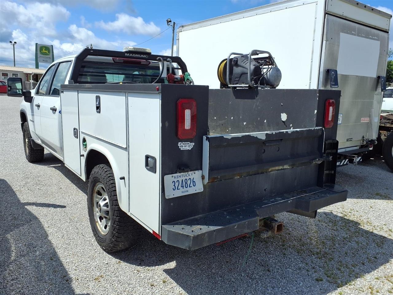 Chevrolet Silverado 3500HD 4WD Crew Cab 172" Work Truck 2022