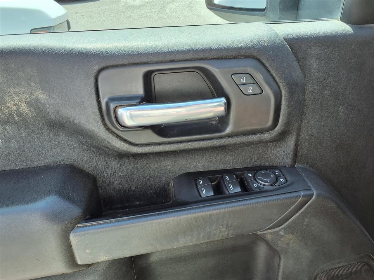 Chevrolet Silverado 3500HD 4WD Crew Cab 172" Work Truck 2022