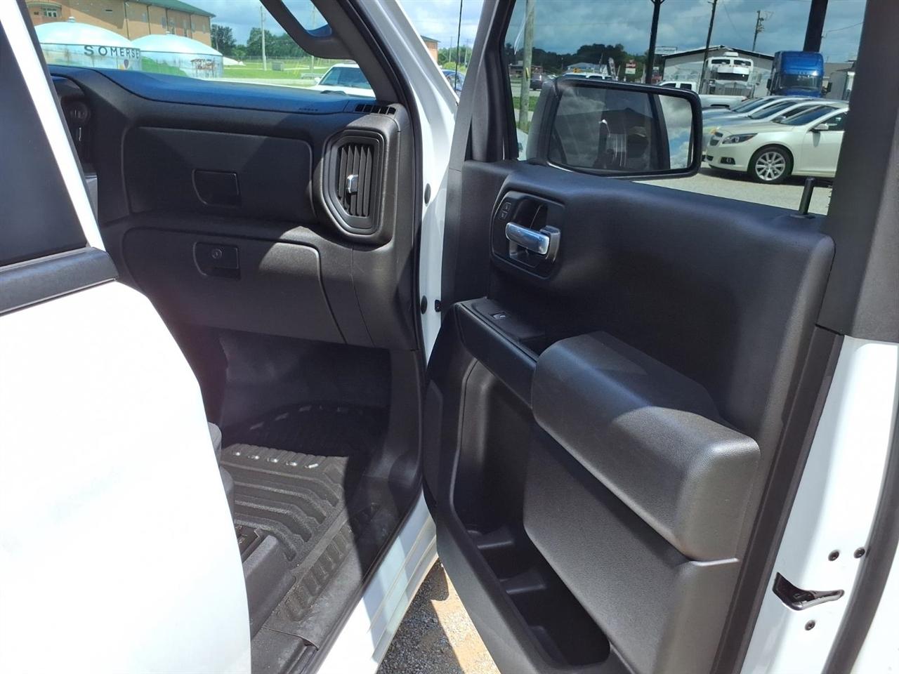 Chevrolet Silverado 1500 4WD Crew Cab 157" Work Truck 2021