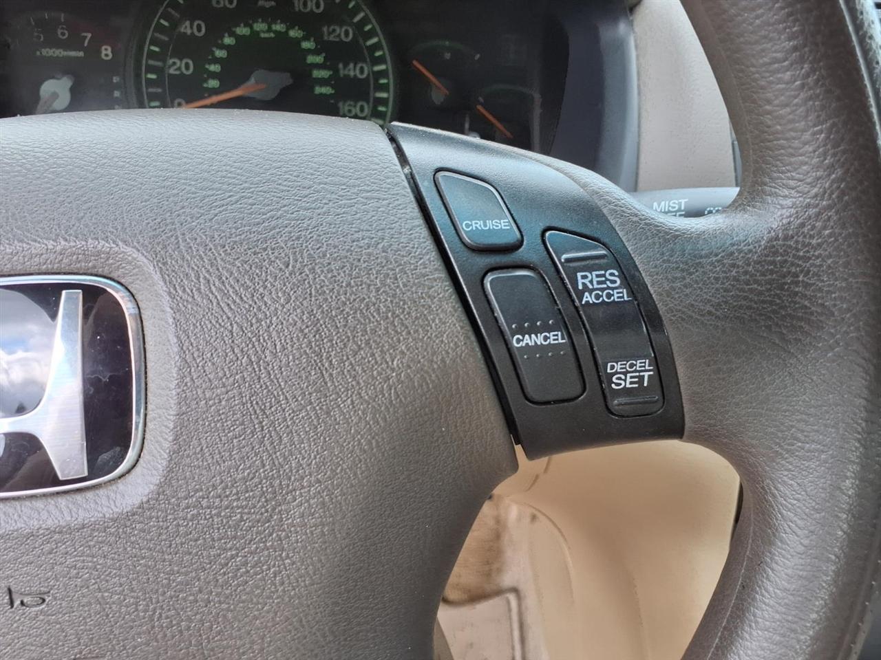 Honda Accord Sdn LX Auto 2004