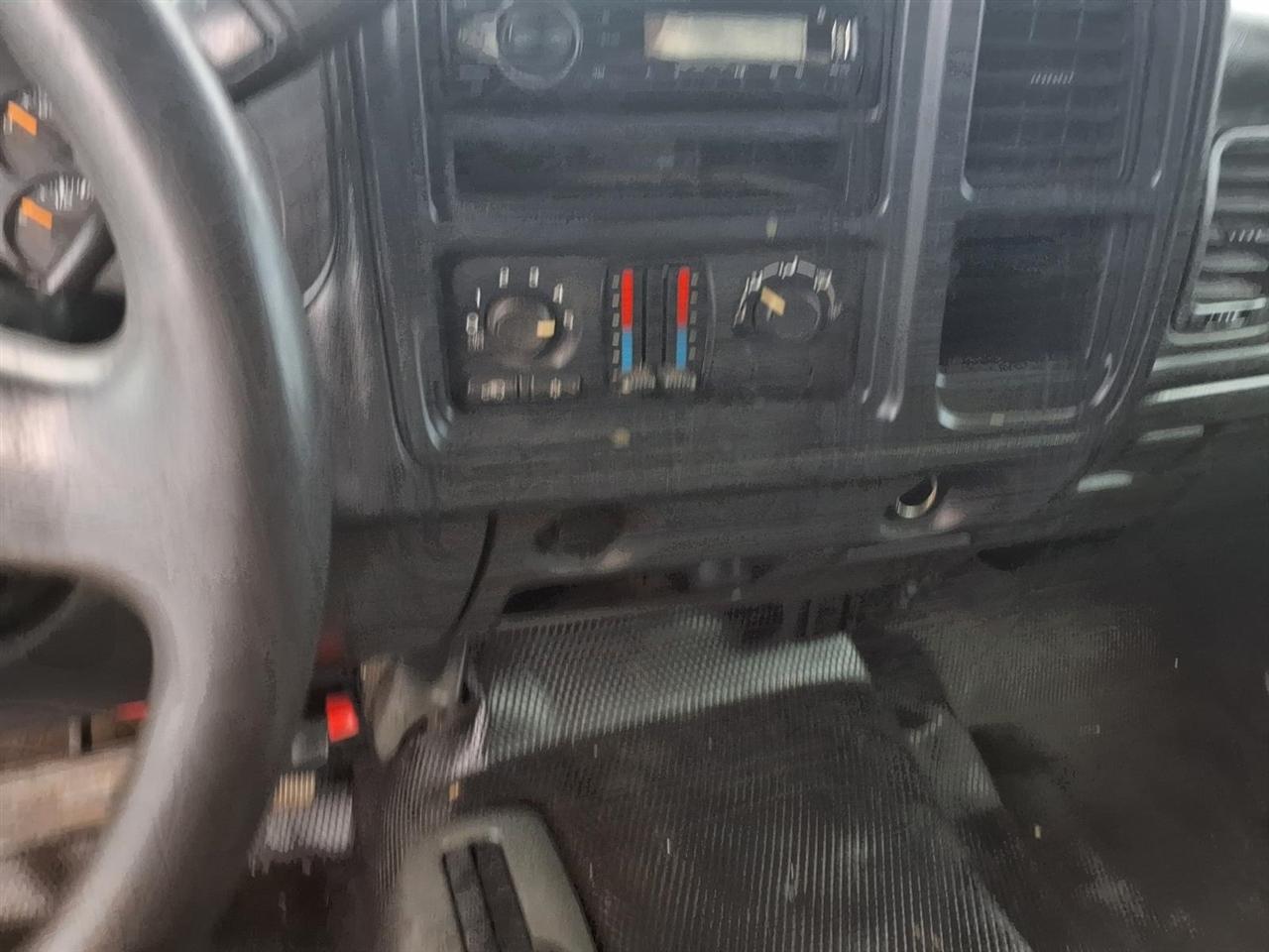 Chevrolet Silverado 2500HD Classic 4WD Crew Cab 167" Work Truck 2007