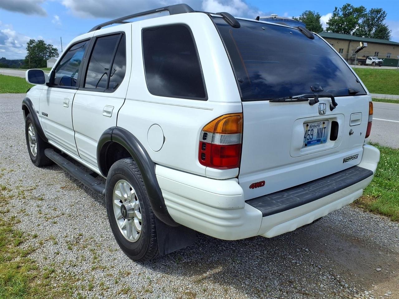 Honda Passport 4WD EX Auto w/Luxury Pkg 2000