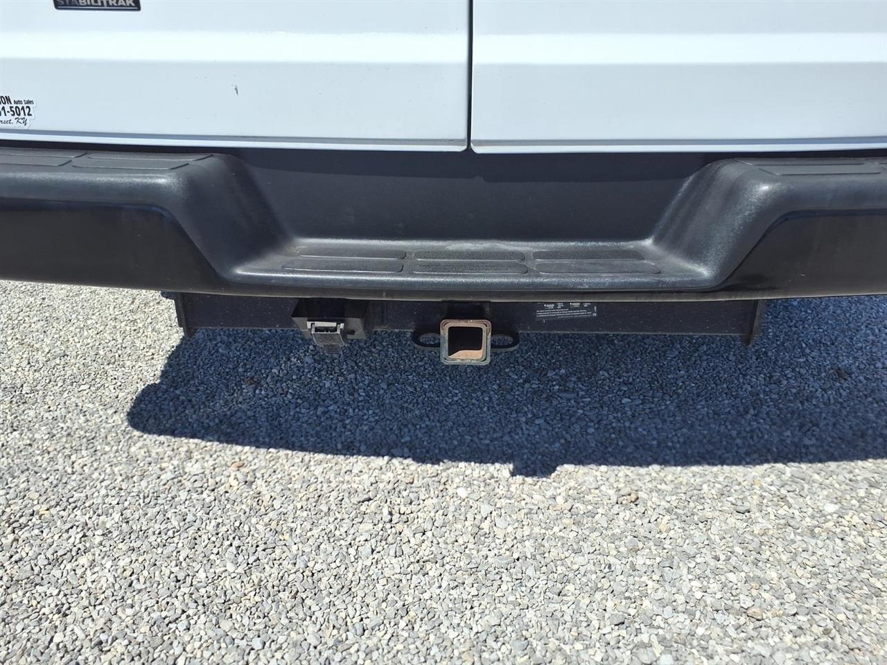 Chevrolet Express Passenger RWD 3500 155" LS w/1LS 2016