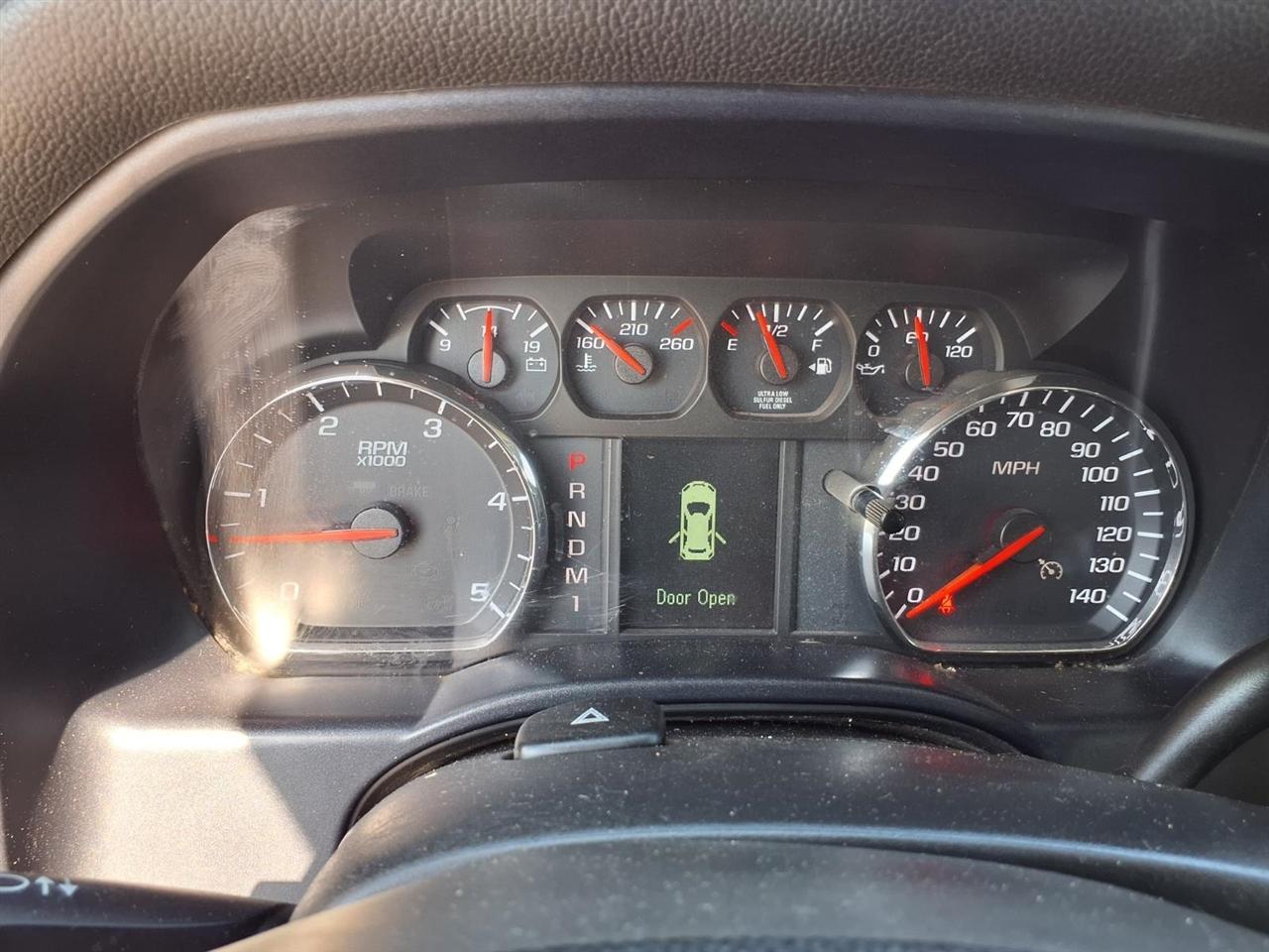 Chevrolet Silverado 3500HD Built After Aug 14 4WD Crew Cab 171.5" WB, 59.06" CA WT 2015