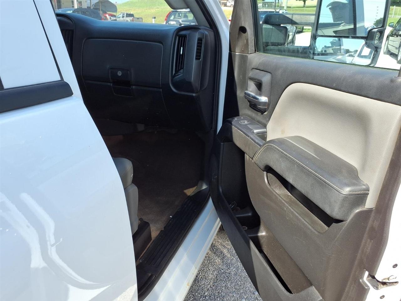 Chevrolet Silverado 3500HD Built After Aug 14 4WD Crew Cab 171.5" WB, 59.06" CA WT 2015