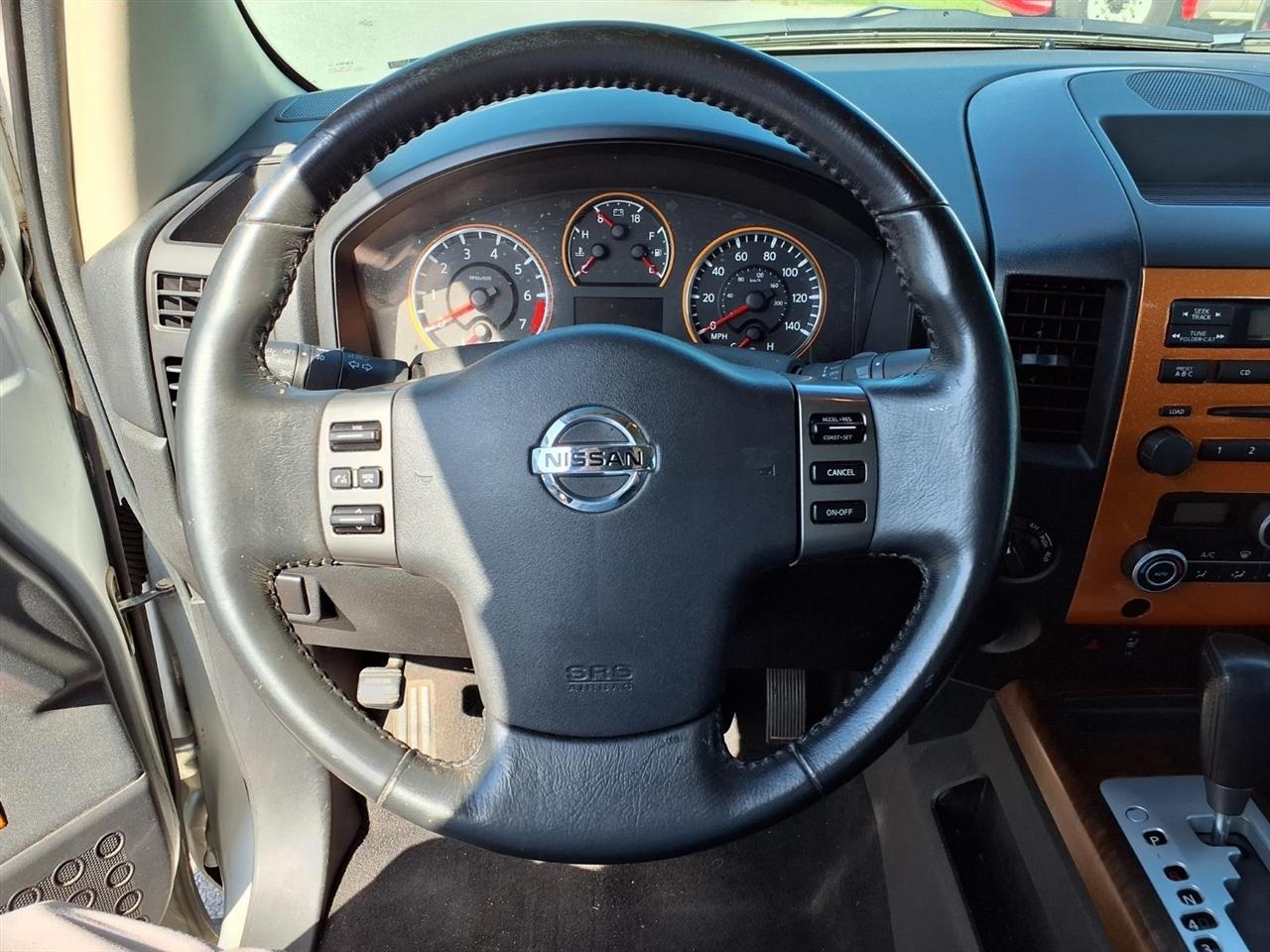 Nissan Titan 4WD King Cab SWB LE FFV 2008