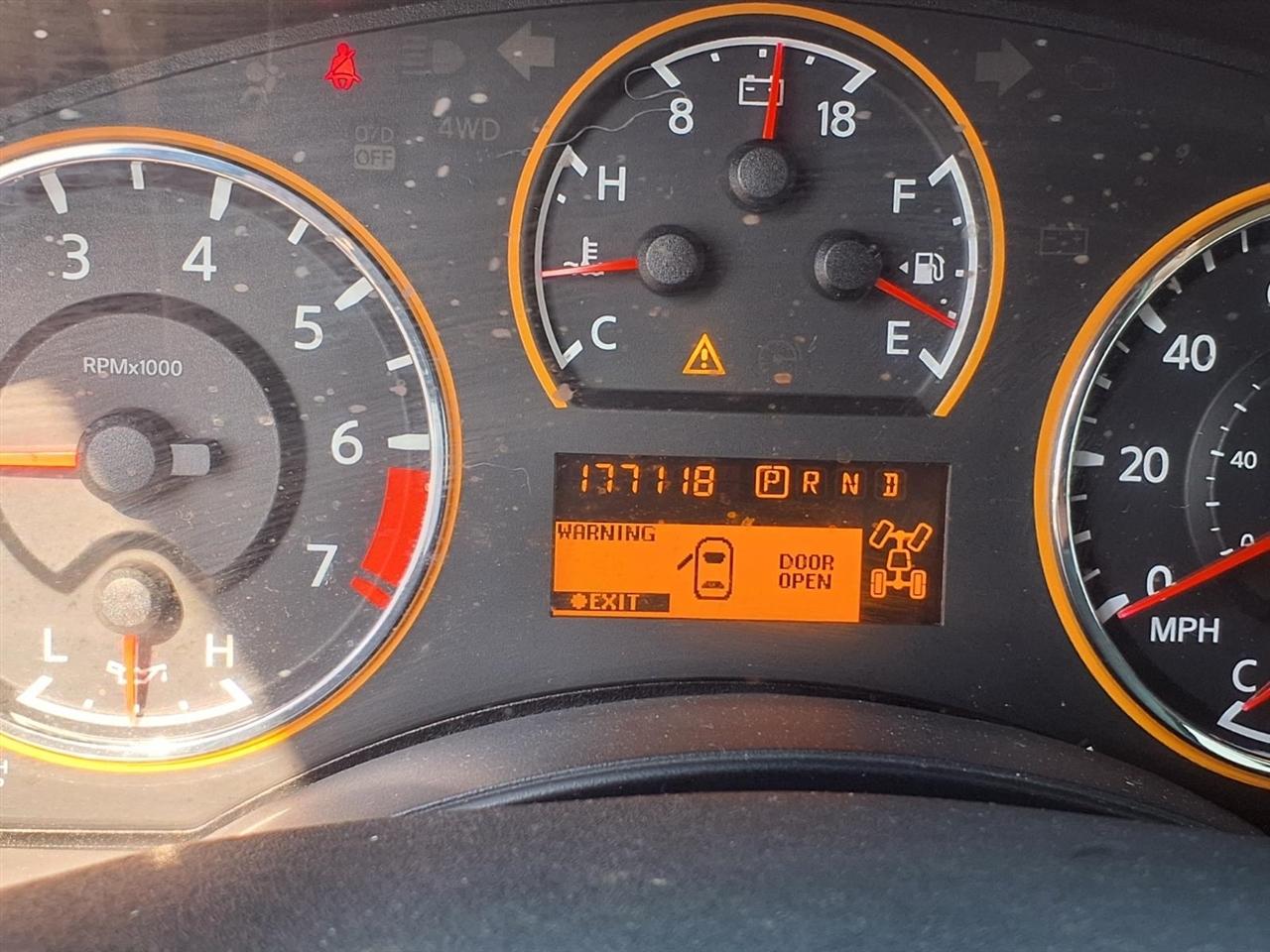 Nissan Titan 4WD King Cab SWB LE FFV 2008