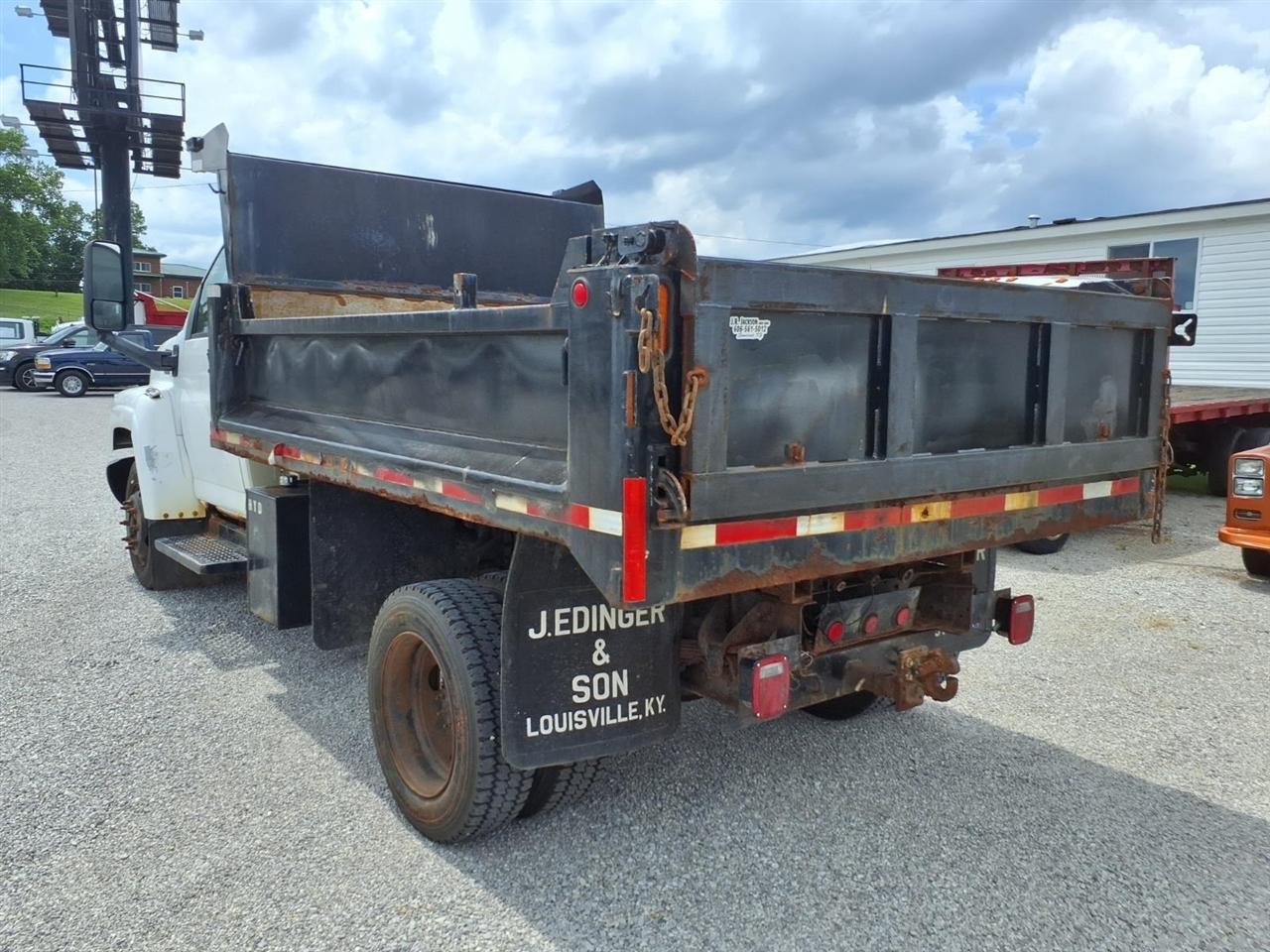 Chevrolet CC5500 Regular Cab 2WD 2007