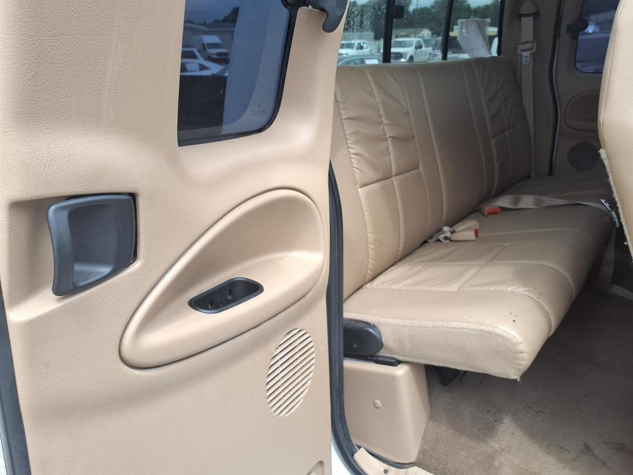 Dodge Ram 2500 4dr Quad Cab 139" WB HD 4WD 1998