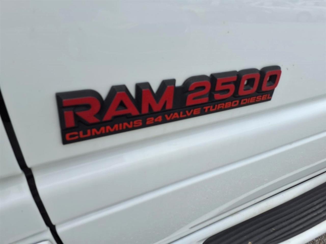 Dodge Ram 2500 4dr Quad Cab 139" WB HD 4WD 1998