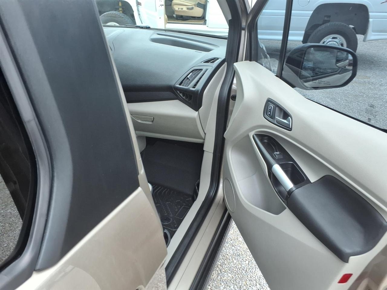 Ford Transit Connect Wagon XLT LWB w/Rear Liftgate 2019
