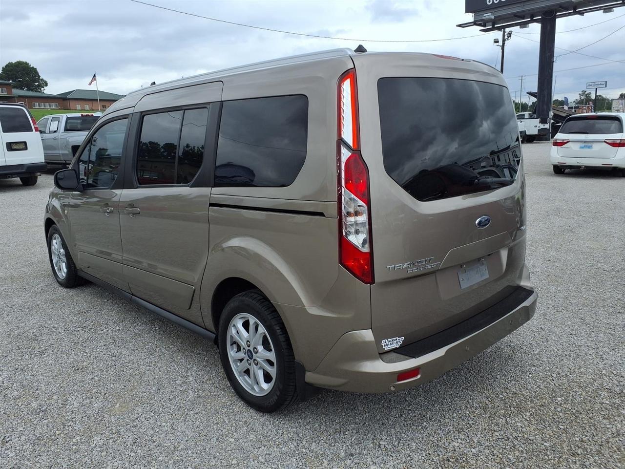 Ford Transit Connect Wagon XLT LWB w/Rear Liftgate 2019