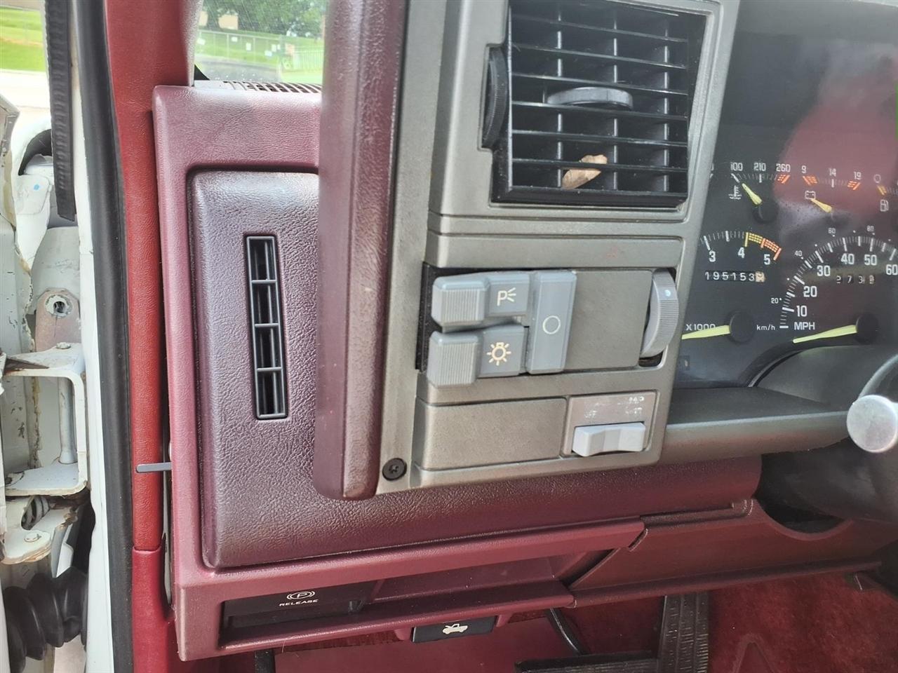 Chevrolet Suburban 1500 1993
