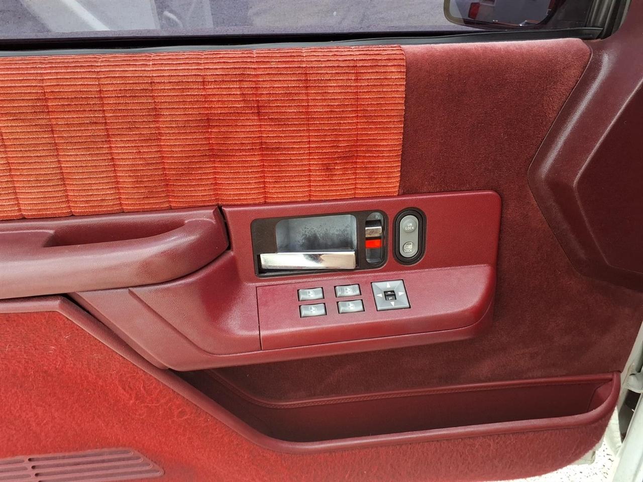 Chevrolet Suburban 1500 1993