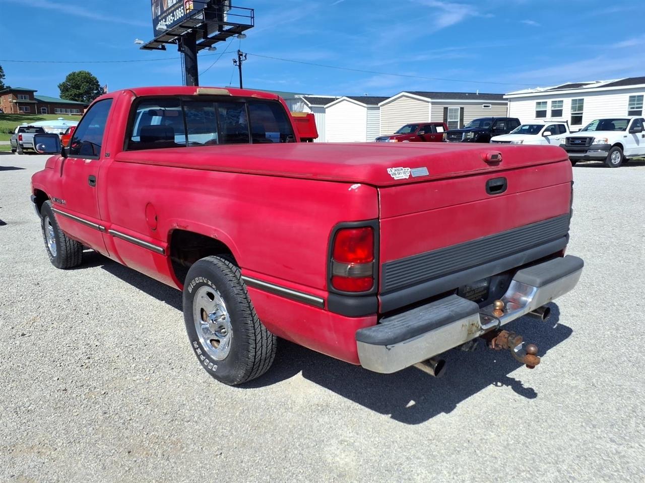 Dodge Ram 1500 Reg Cab 119" WB 1994