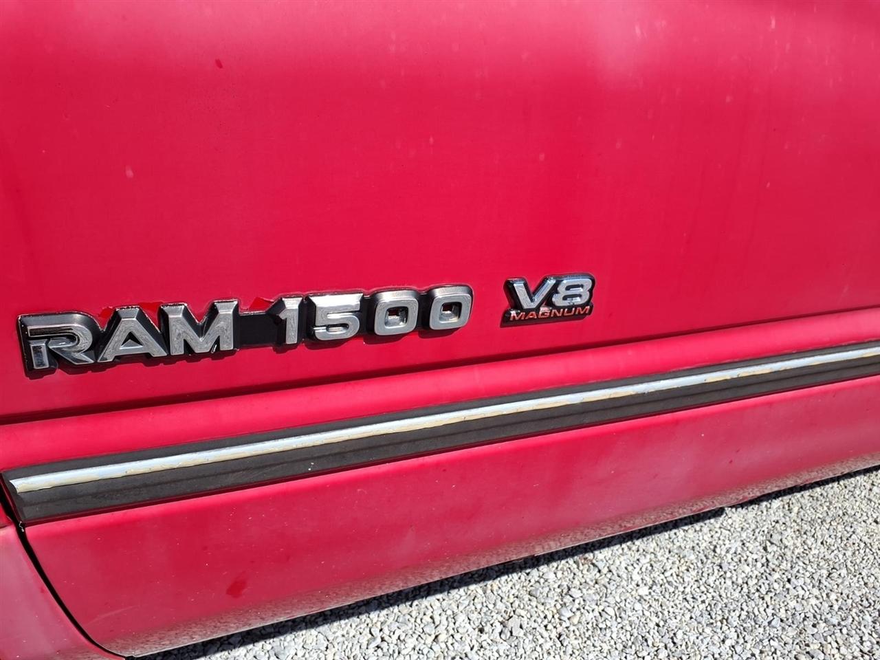 Dodge Ram 1500 Reg Cab 119" WB 1994
