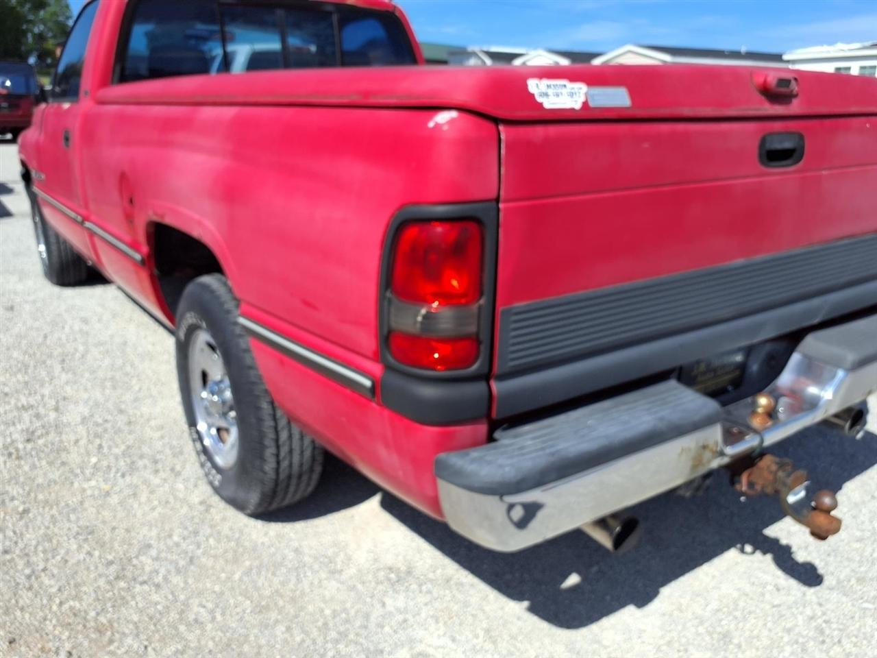 Dodge Ram 1500 Reg Cab 119" WB 1994