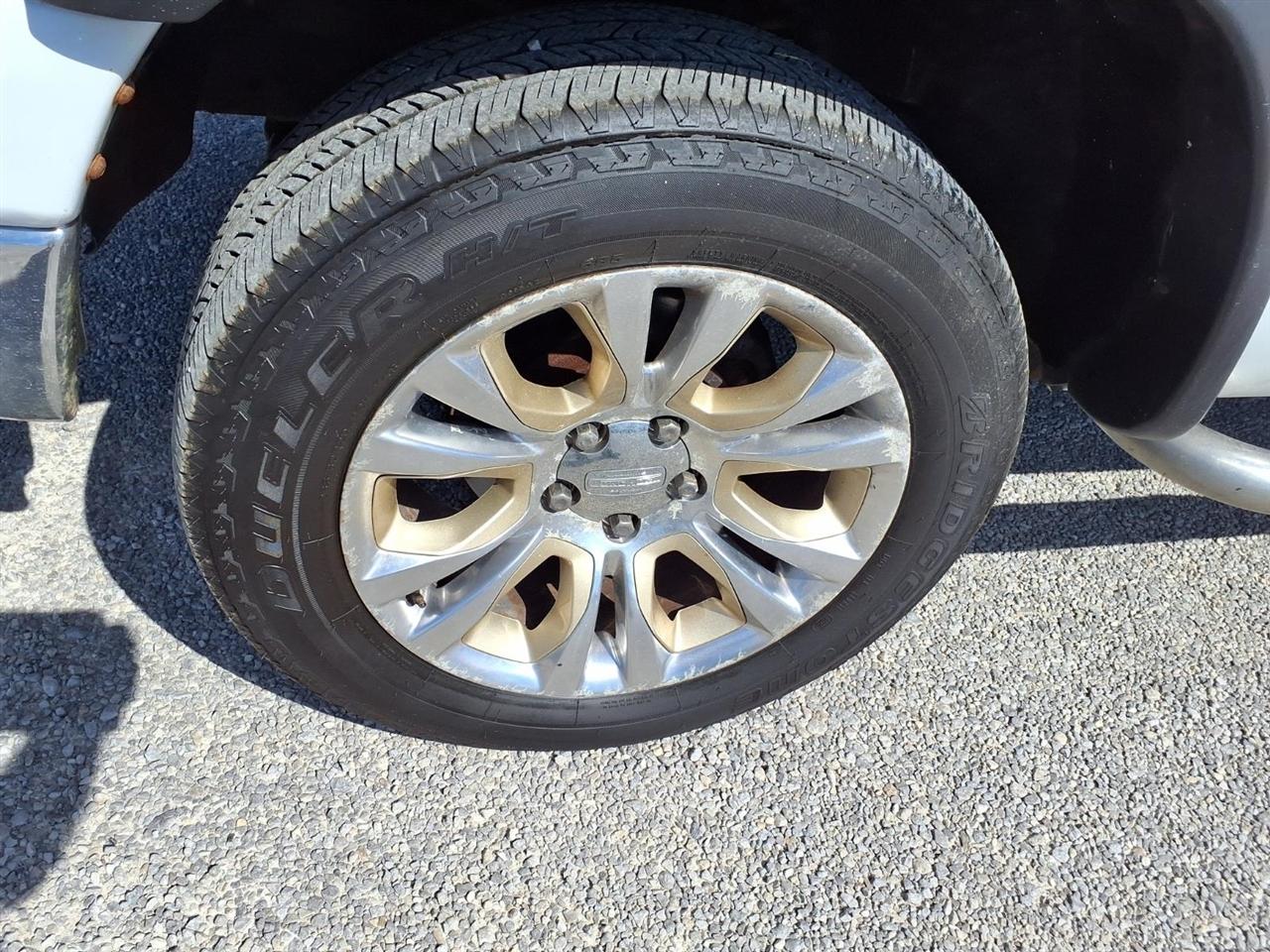 Dodge Ram 1500 4WD Quad Cab 140.5" SLT 2008