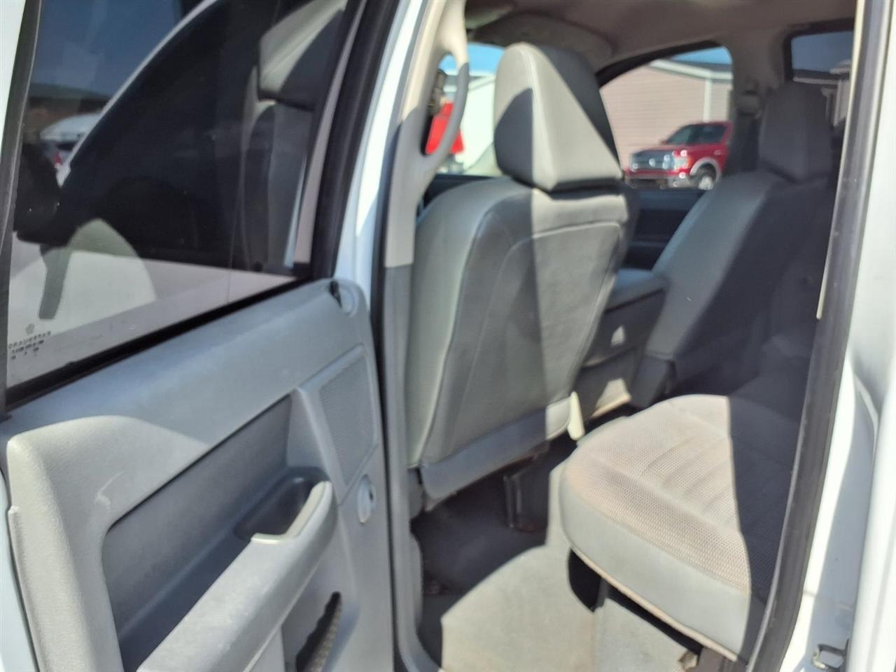 Dodge Ram 1500 4WD Quad Cab 140.5" SLT 2008