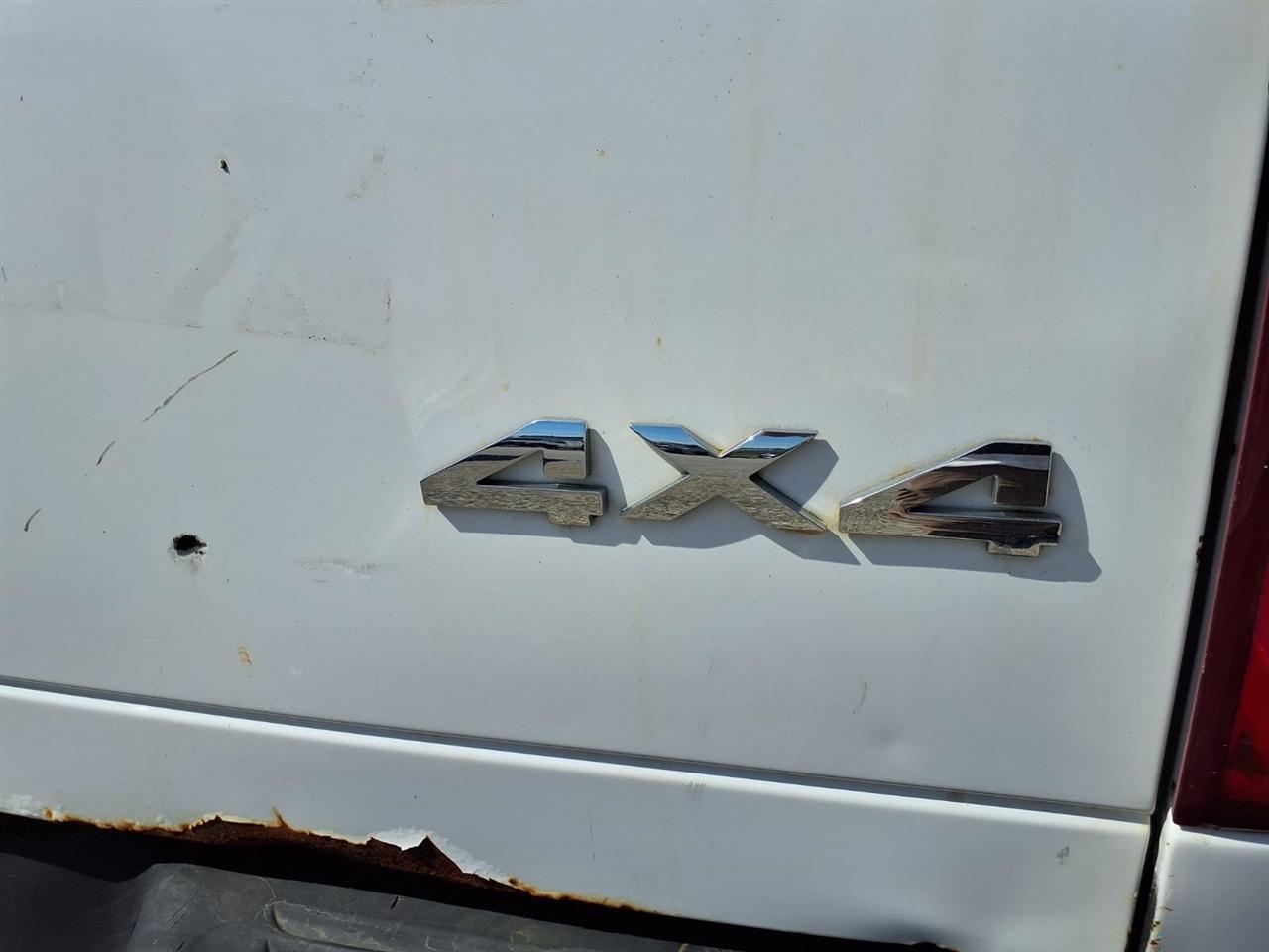 Dodge Ram 1500 4WD Quad Cab 140.5" SLT 2008