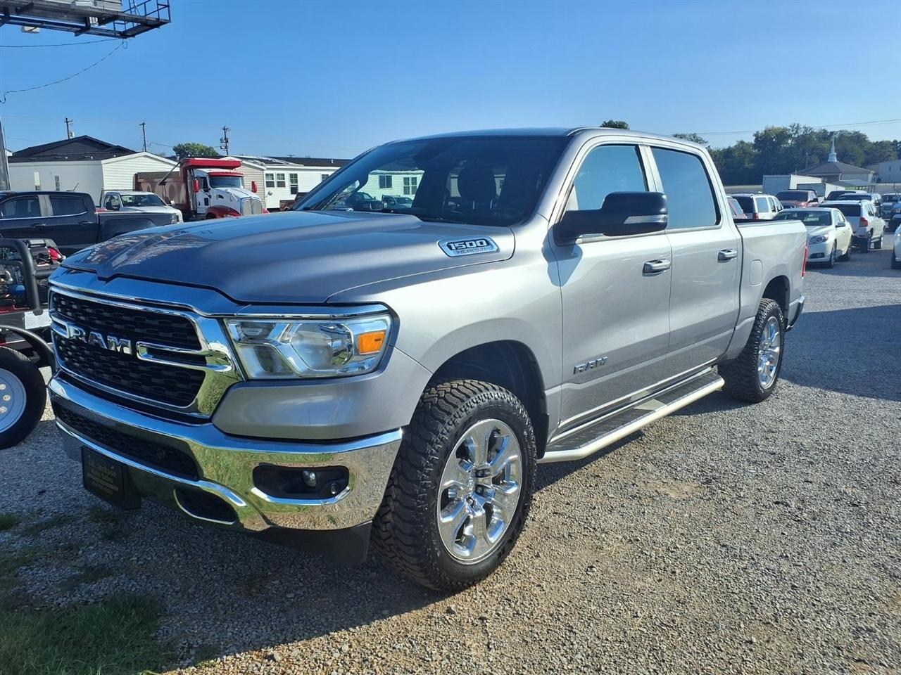 RAM 1500 Big Horn 4x4 Crew Cab 5'7" Box 2022