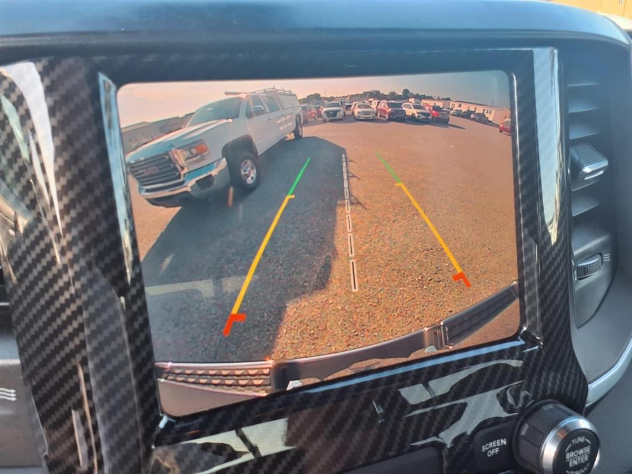 RAM 1500 Big Horn 4x4 Crew Cab 5'7" Box 2022